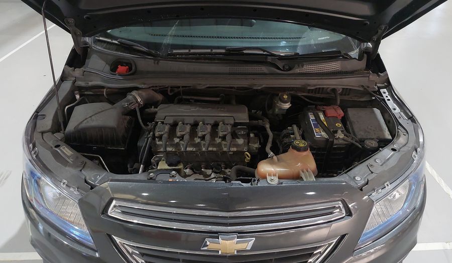 Chevrolet Onix MPFI LTZ Hatchback 2016