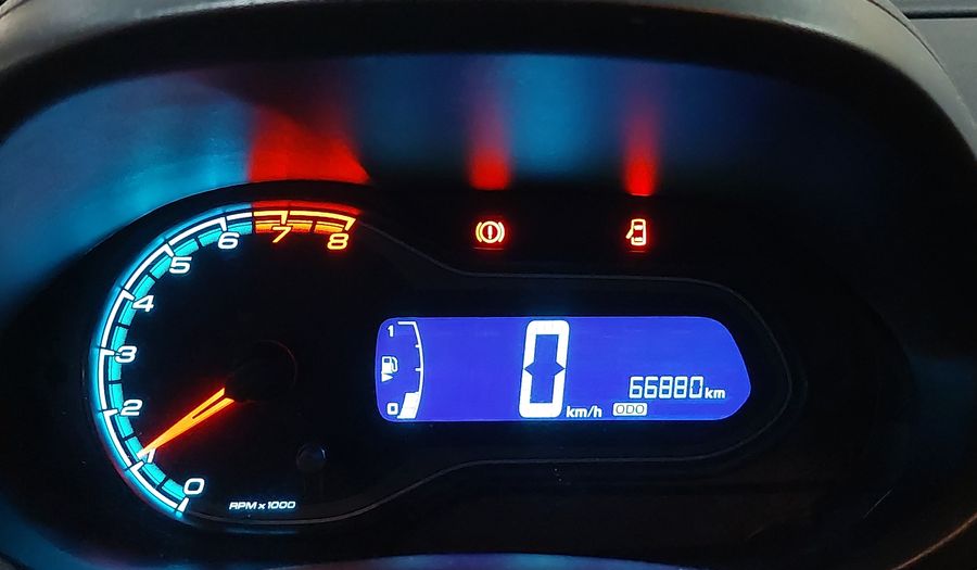 Chevrolet Onix MPFI LTZ Hatchback 2016