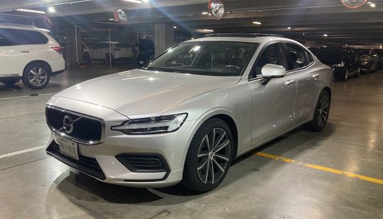 Volvo • S60