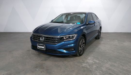 Volkswagen • Jetta