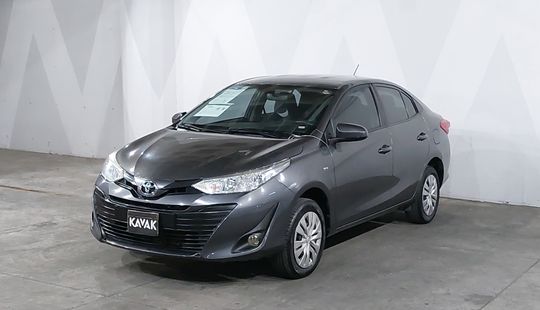 Toyota • Yaris