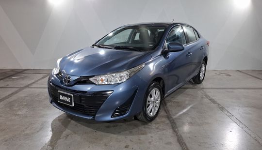 Toyota • Yaris