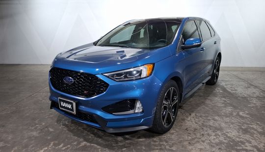 Ford • Edge