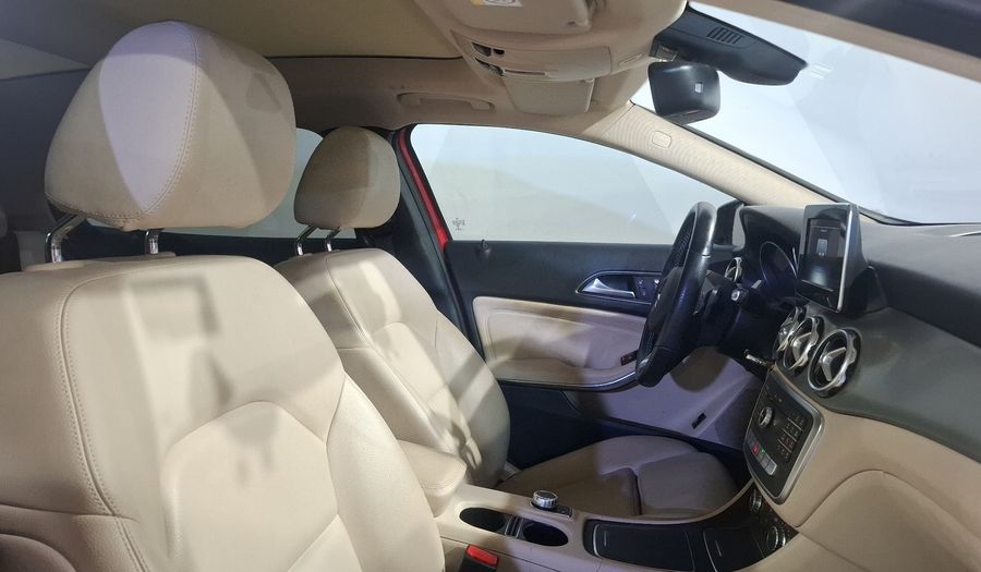 Mercedes Benz Clase Gla 1.6 GLA 200 SPORT DCT Suv 2020