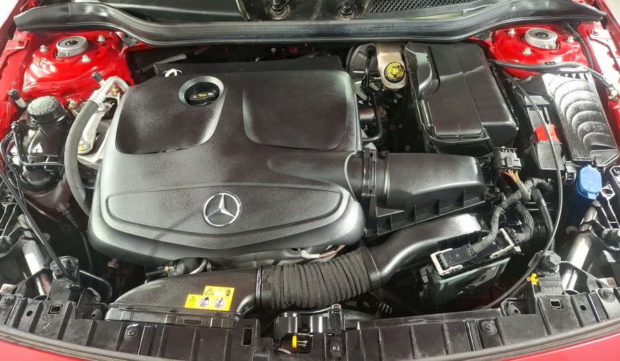 Mercedes Benz Clase Gla 1.6 GLA 200 SPORT DCT Suv 2020