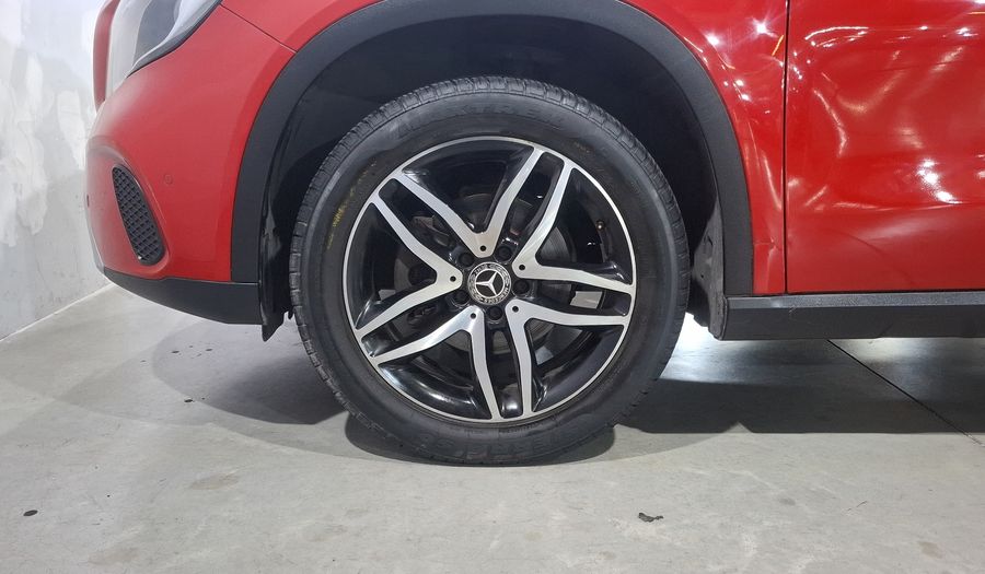 Mercedes Benz Clase Gla 1.6 GLA 200 SPORT DCT Suv 2020