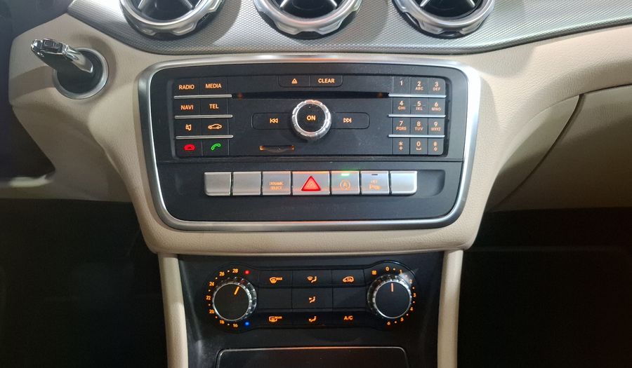 Mercedes Benz Clase Gla 1.6 GLA 200 SPORT DCT Suv 2020