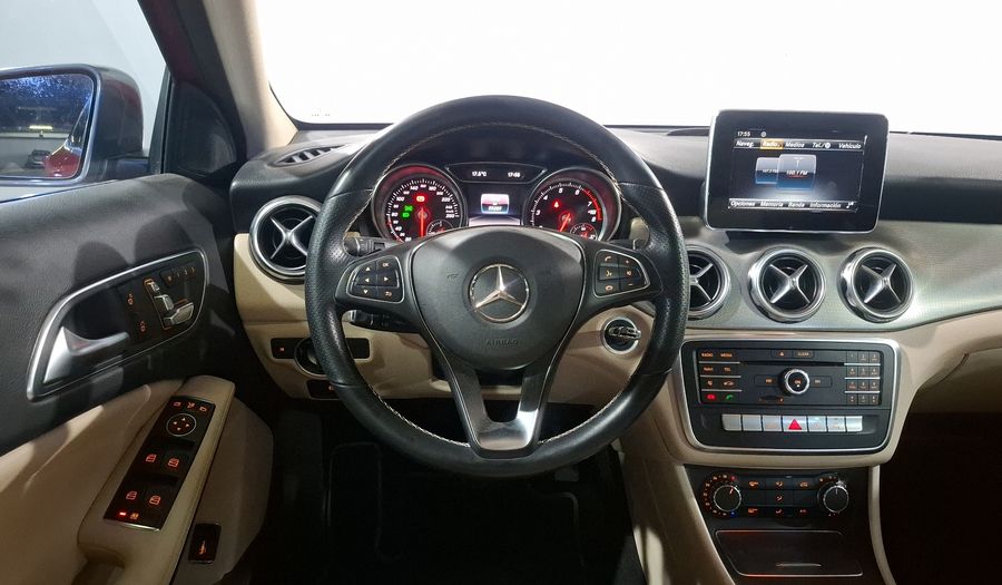 Mercedes Benz Clase Gla 1.6 GLA 200 SPORT DCT Suv 2020