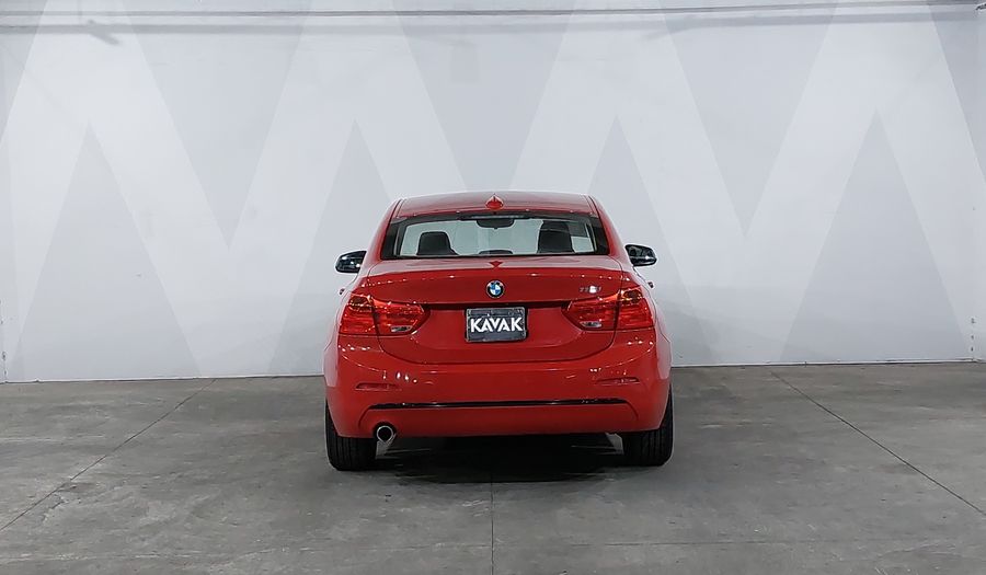 Bmw Serie 1 1.5 118IA SPORT LINE AUTO Sedan 2019