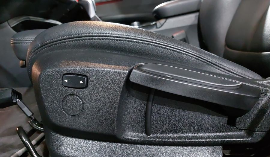 Bmw Serie 1 1.5 118IA SPORT LINE AUTO Sedan 2019