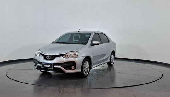 Toyota • Etios
