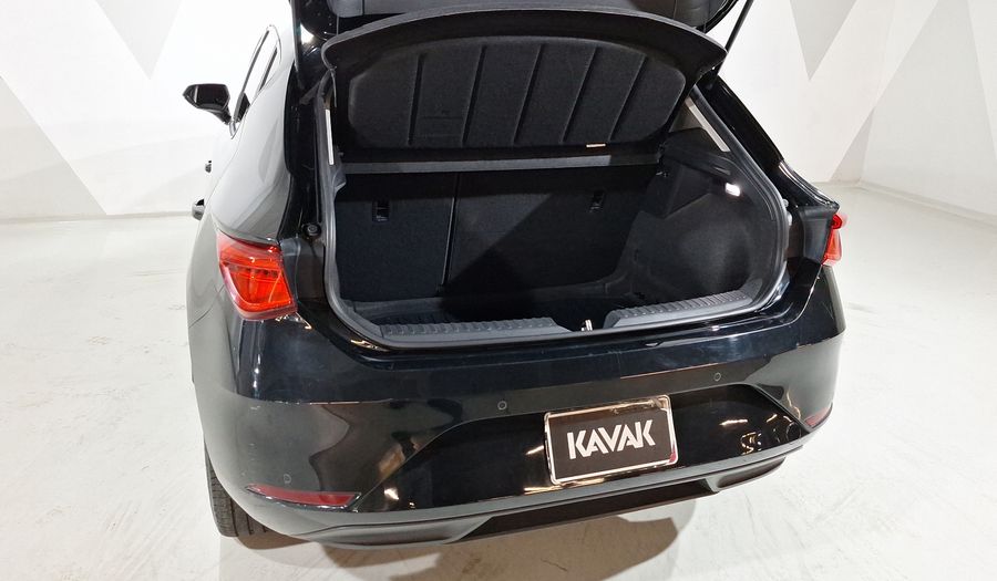 Seat Leon 1.4 STYLE AUTO Hatchback 2021