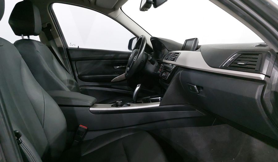 Bmw Serie 3 1.5 318IA EXECUTIVE AUTO Sedan 2018