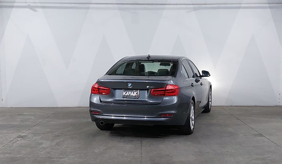 Bmw Serie 3 1.5 318IA EXECUTIVE AUTO Sedan 2018