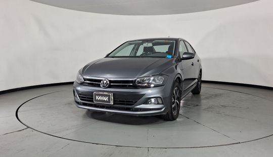 2021 • 98,414 km • Automático