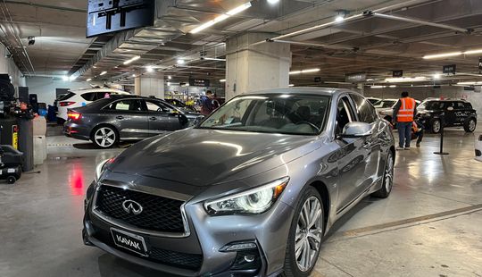 Infiniti • Q50