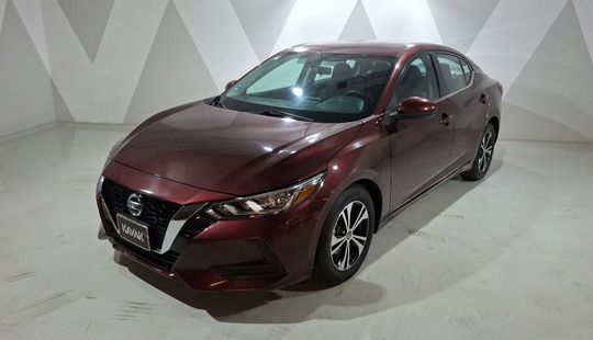 Nissan • Sentra