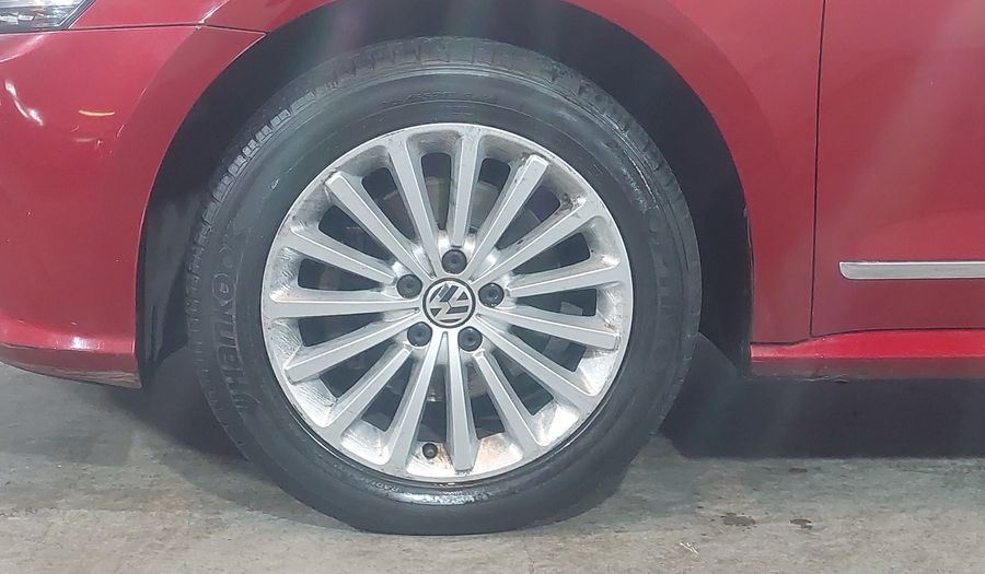 Volkswagen Passat 2.5 HIGHLINE Sedan 2017