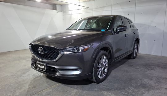 2021 • 64,744 km • Automático