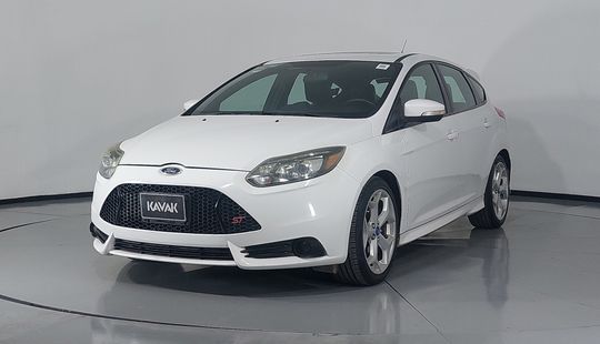 Ford • Focus