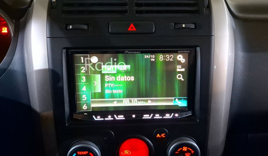 Suzuki Grand Vitara 2.4 L4 SPECIAL AT Suv 2017