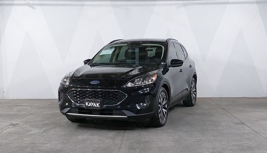 Ford • Escape