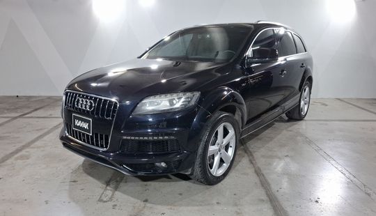 Audi • Q7