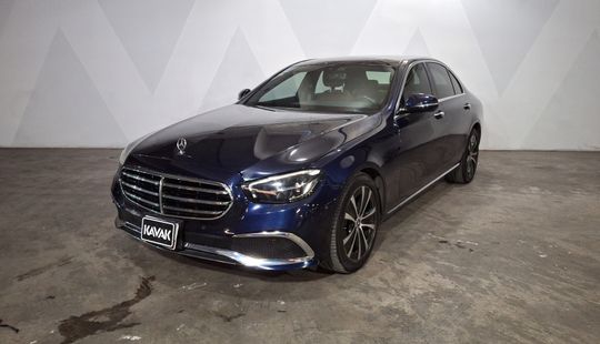 Mercedes Benz • Clase E