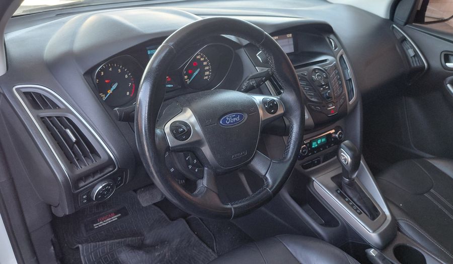 Ford Focus Iii 2.0 SE PLUS POWERSHIFT Hatchback 2015