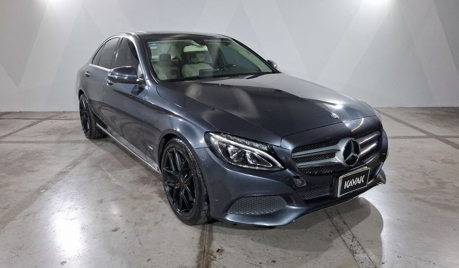 Mercedes Benz Clase C 2.0 200 CGI SPORT AT Sedan 2016