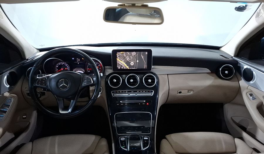 Mercedes Benz Clase C 2.0 200 CGI SPORT AT Sedan 2016