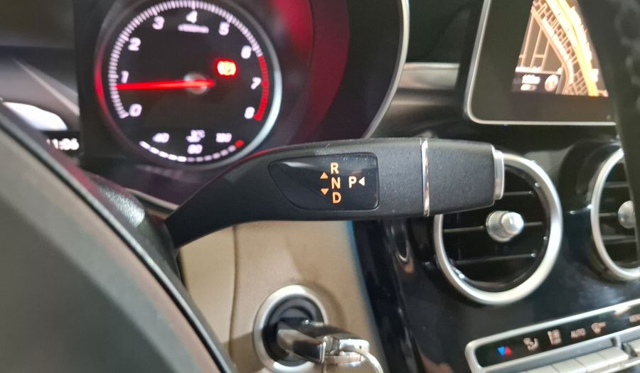 Mercedes Benz Clase C 2.0 200 CGI SPORT AT Sedan 2016