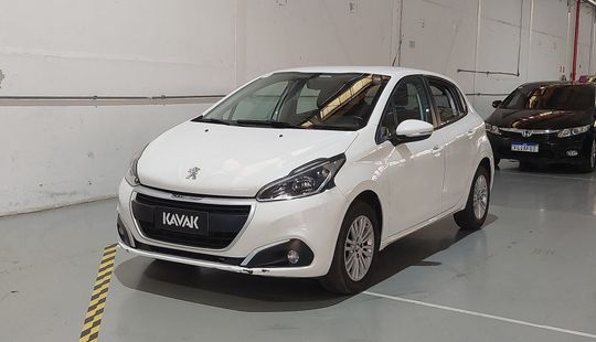 Peugeot • 208