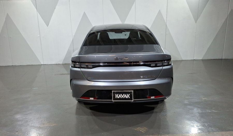 Byd King 1.5 PHEV DM-I 55KM AUTO Sedan 2024