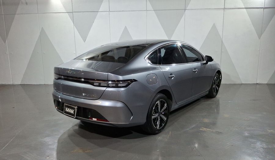 Byd King 1.5 PHEV DM-I 55KM AUTO Sedan 2024