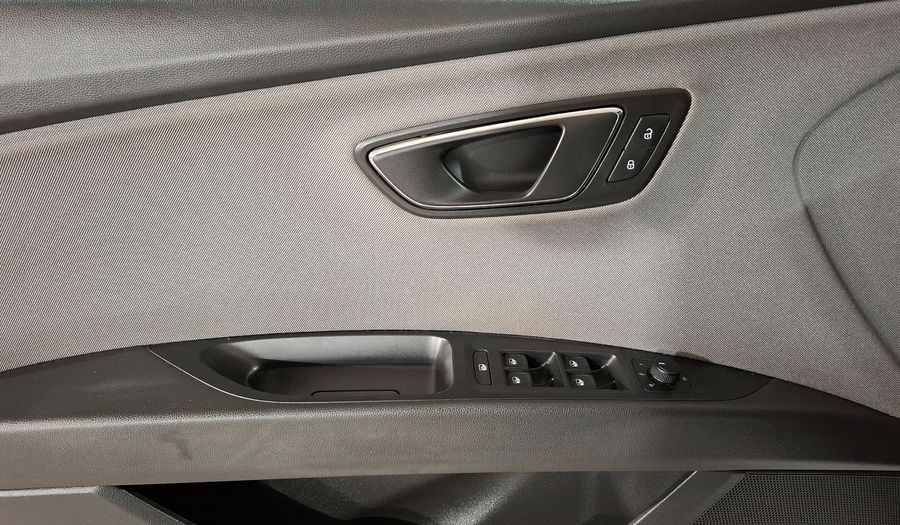 Seat Leon 1.4 STYLE 125HP MT Hatchback 2017