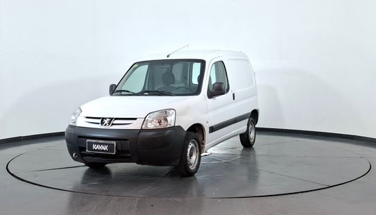 Peugeot • Partner