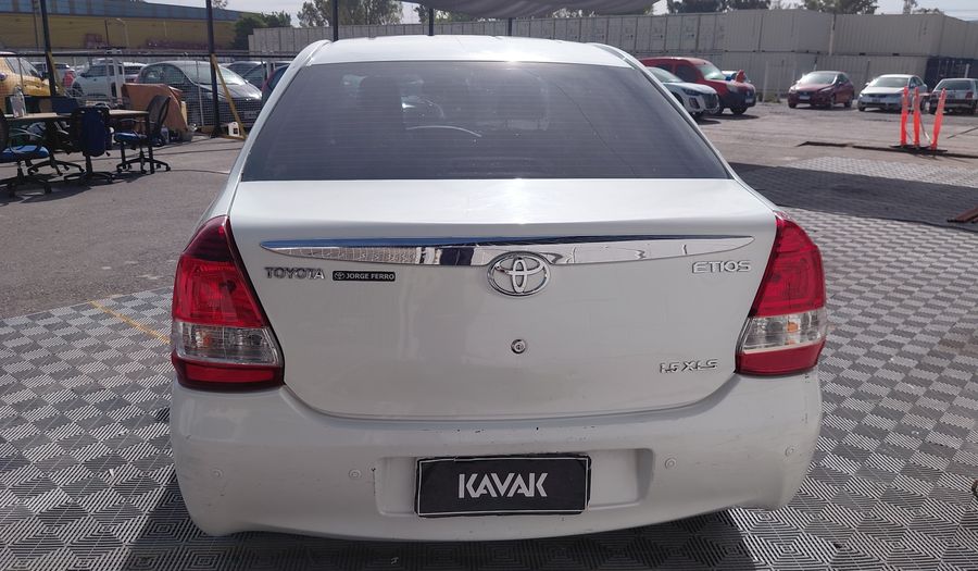 Toyota Etios 1.5 XLS 2016 Sedan