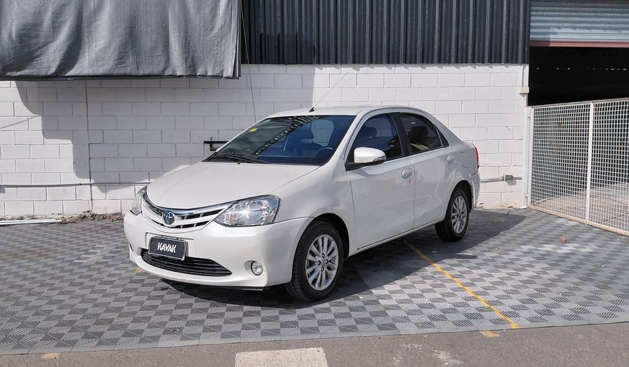 Toyota Etios 1.5 XLS 2016 Sedan