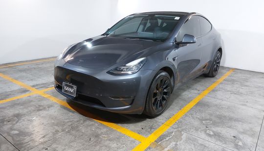 Tesla • Model Y
