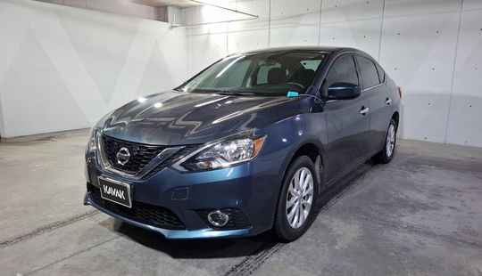 Nissan • Sentra