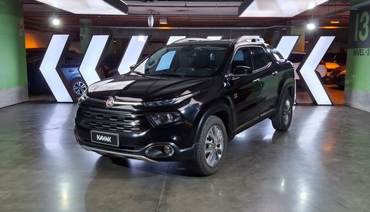 Fiat • Toro