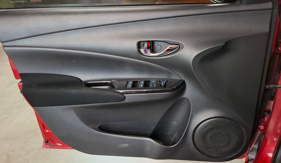 Toyota Yaris 1.5 XLS CVT Hatchback 2020
