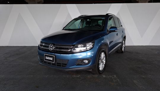 Volkswagen • Tiguan