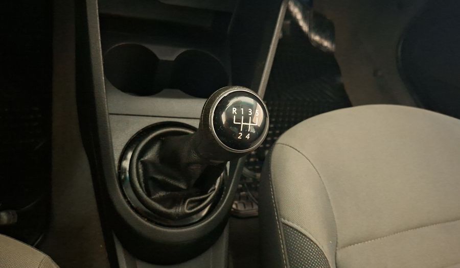 Volkswagen Gol 1.6 HIGHLINE Hatchback 2019