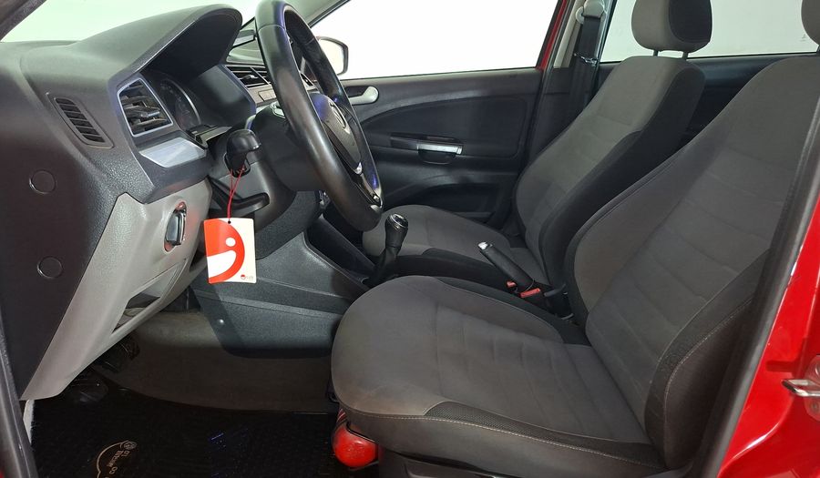 Volkswagen Gol 1.6 HIGHLINE Hatchback 2019