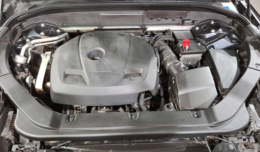 Volvo Xc60 2.0 T6 R-DESIGN AUTO 4WD Suv 2020