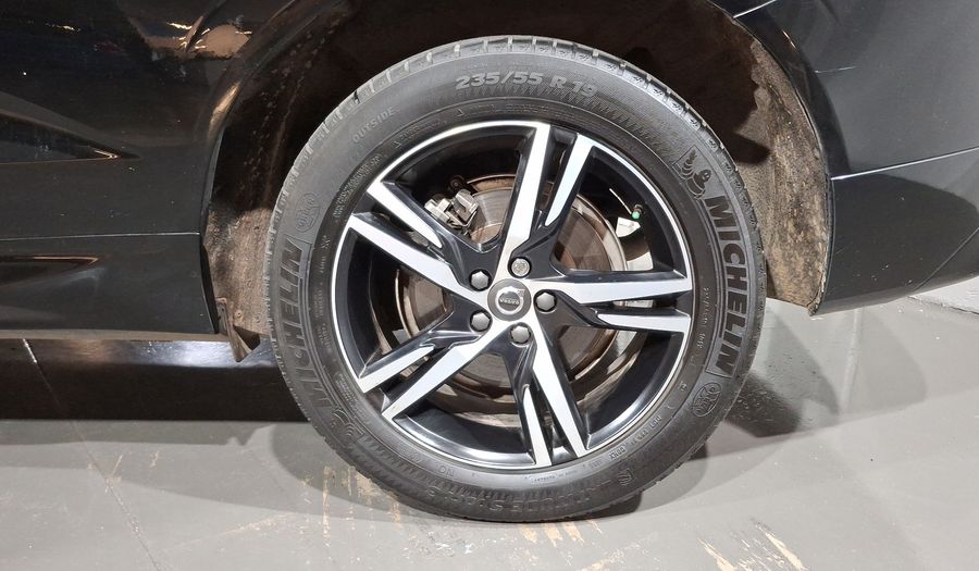 Volvo Xc60 2.0 T6 R-DESIGN AUTO 4WD Suv 2020