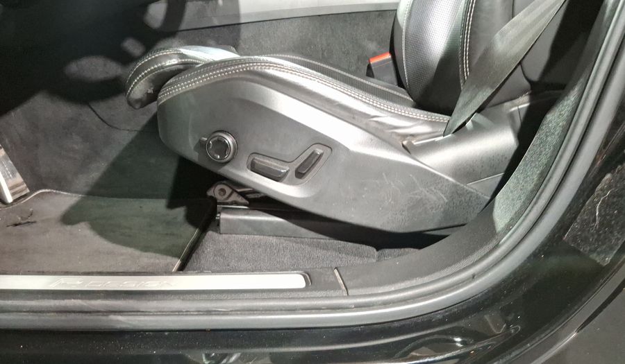 Volvo Xc60 2.0 T6 R-DESIGN AUTO 4WD Suv 2020