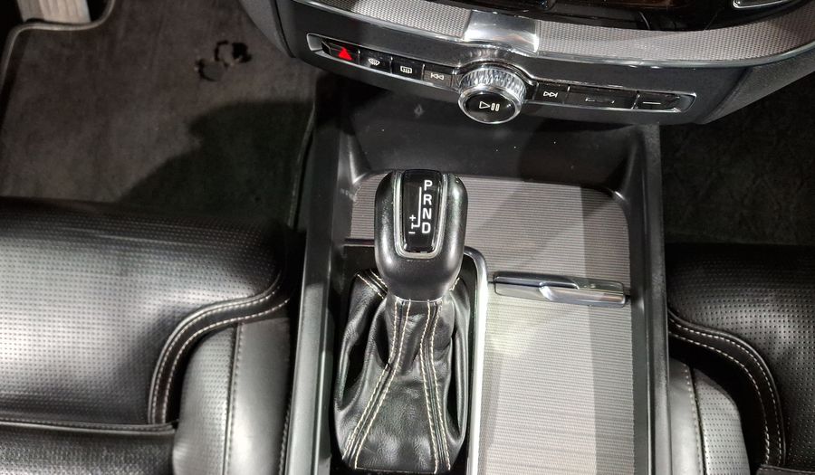 Volvo Xc60 2.0 T6 R-DESIGN AUTO 4WD Suv 2020